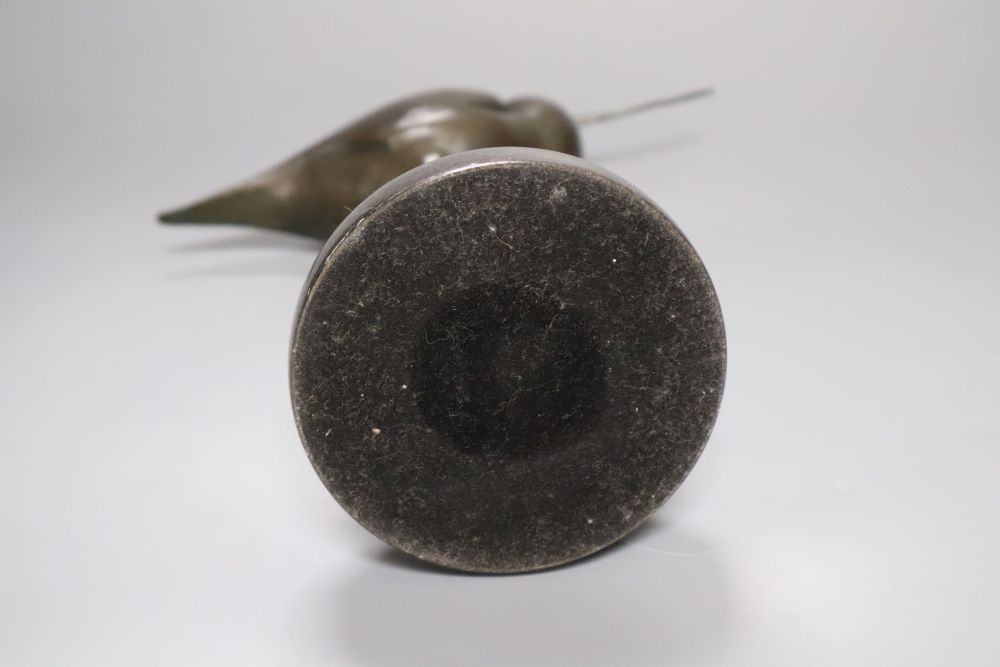 A modern French bronze model of an avocet, on marble plinth, 23cm